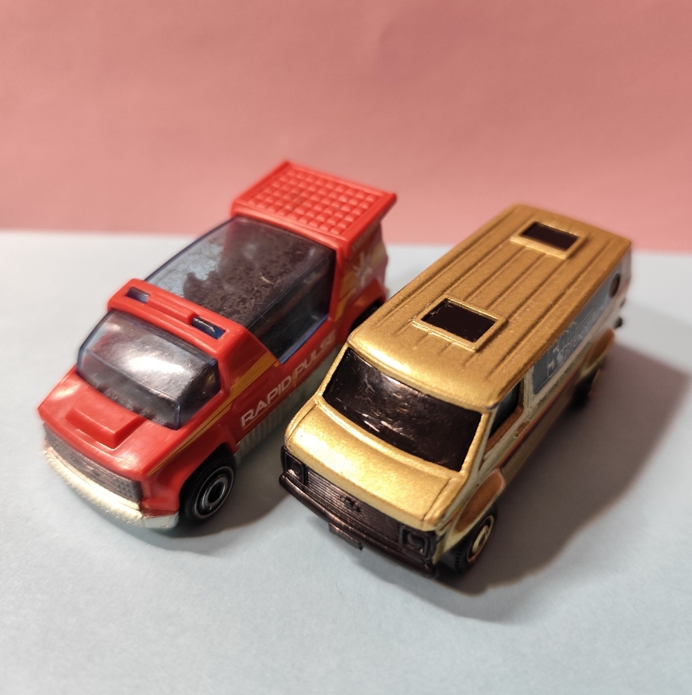 Matchbox and Hot Wheels Toy Car Set